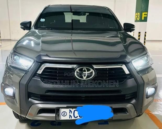 New Toyota Hilux 2025