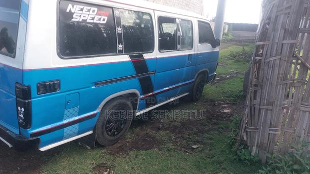 Toyota Toyoace 1989 Blue