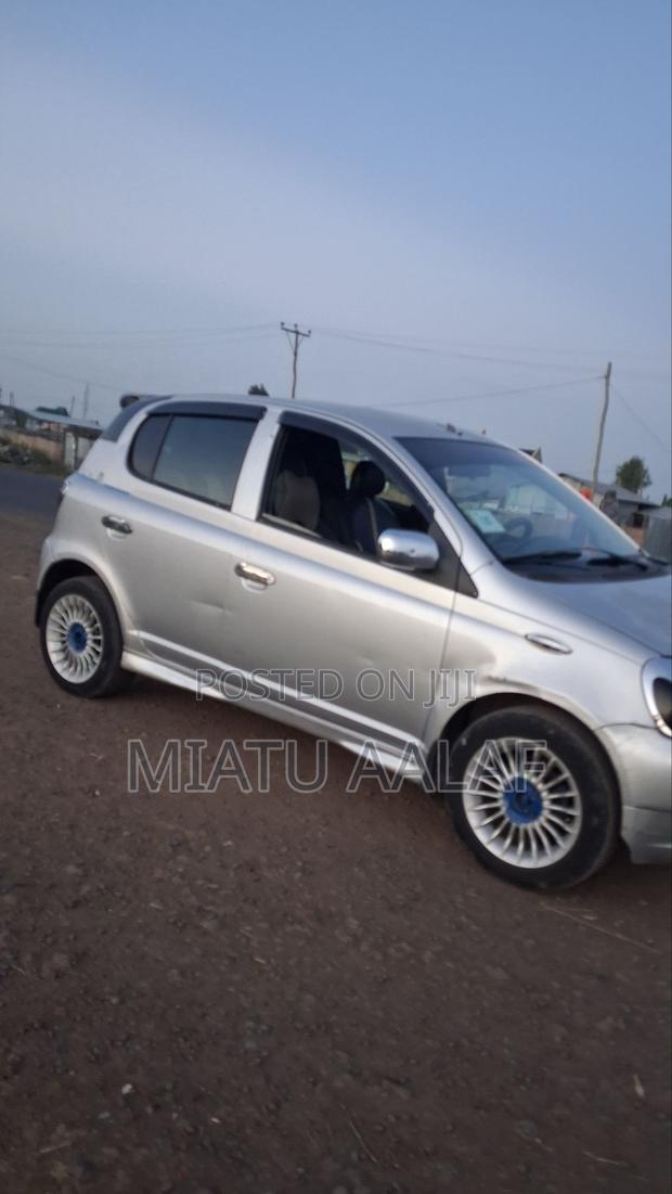 Toyota Vitz 1.0 FWD 3dr 2001 Silver