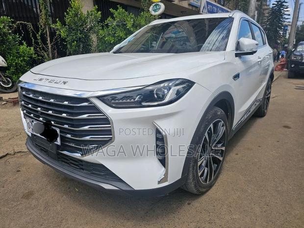 Jetour X70 Plus 2024 White