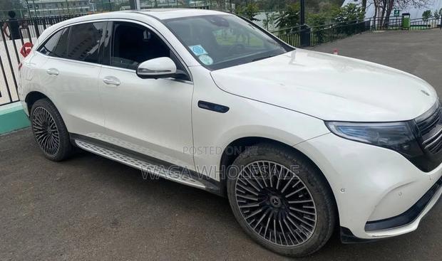 Mercedes-Benz EQC EQC400 4MATIC 2023 White
