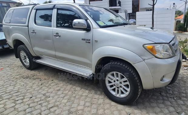Toyota Hilux 2008 Beige