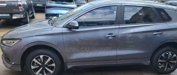BYD E2 43 kWh 94 hp FWD 2025 Gray