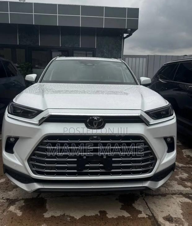 New Toyota Grand Highlander Hybrid 2025 Black