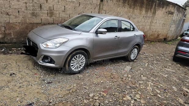 Suzuki Dzire 2022 Silver