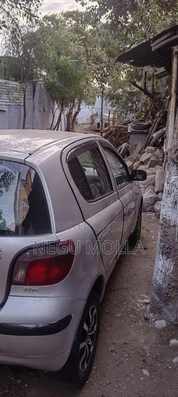 Toyota Yaris 1.0 C 2005 Silver