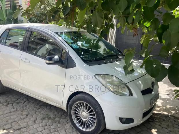 Toyota Yaris 2008 White