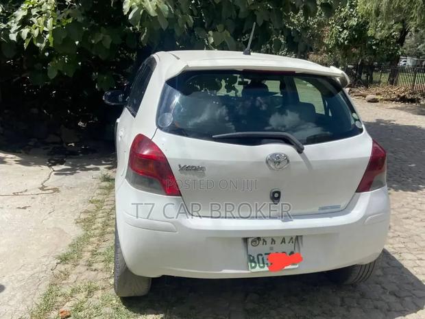 Toyota Yaris 2008 White