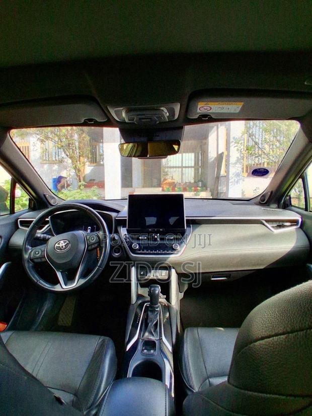 Toyota Corolla Cross L 2023 Black