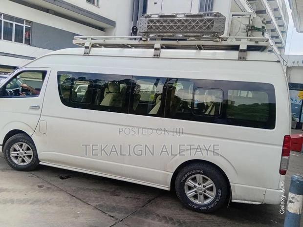 Toyota Succeed SV Premium 2016 White