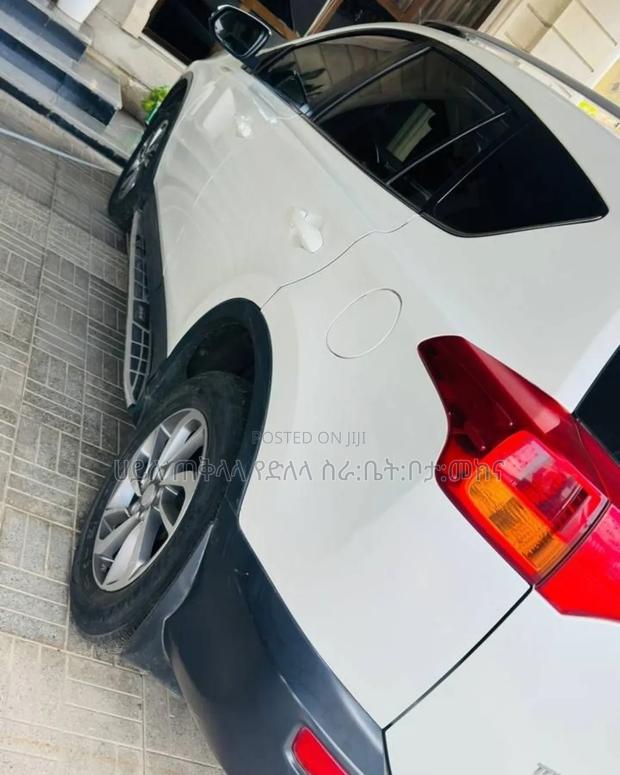 Toyota RAV4 2016 White
