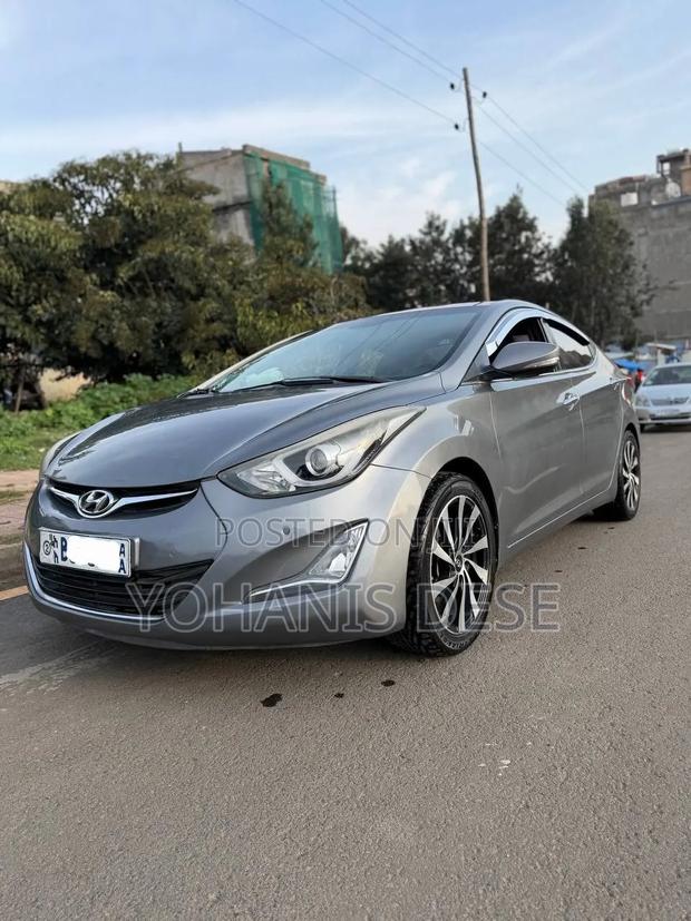 Hyundai Avante 2015