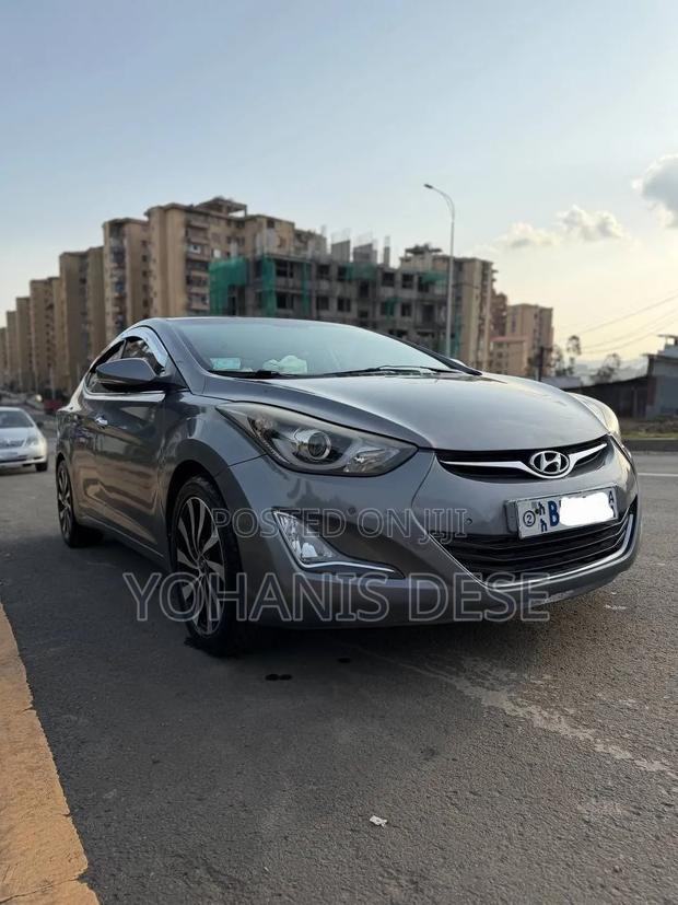 Hyundai Avante 2015