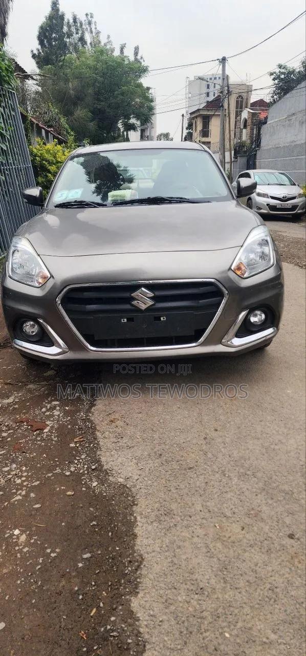 Suzuki Dzire 2022 Silver
