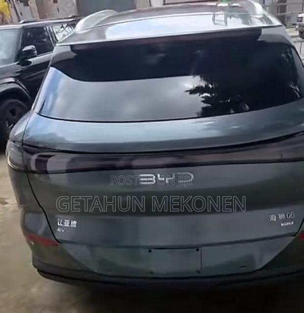 New BYD Seal 6 EV 2026 Gray