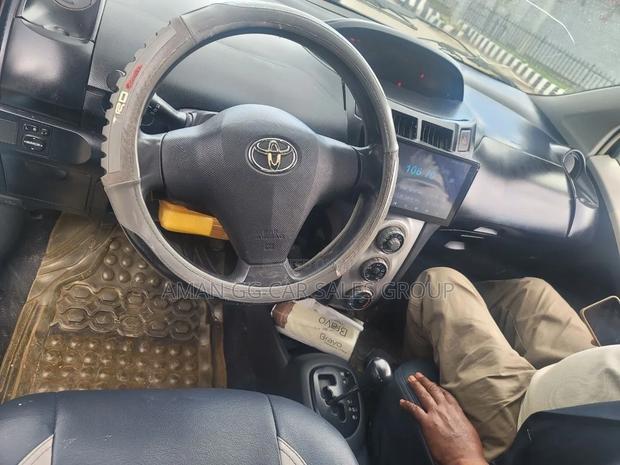 Toyota Yaris 2006 Blue