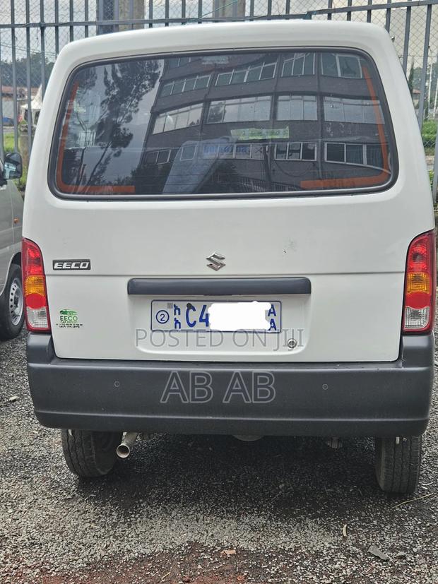 Suzuki Eeco 2023 White
