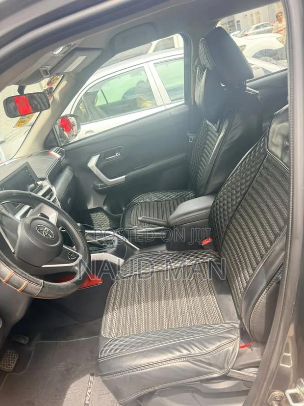 Toyota Raize 1.2 FWD 2023 Gray