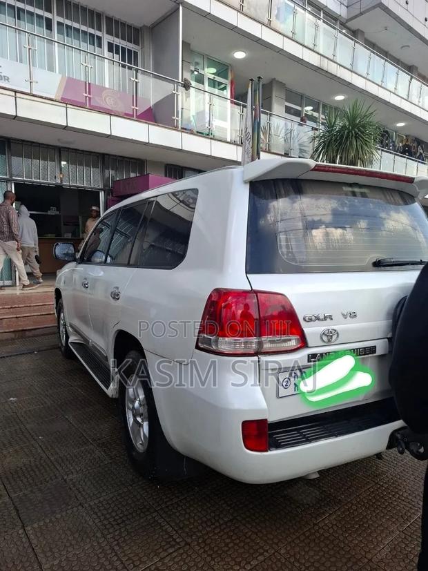 Toyota Land Cruiser 4.5 V8 TD STD 2009 White