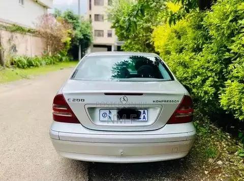 Mercedes-Benz C200 2002 Silver