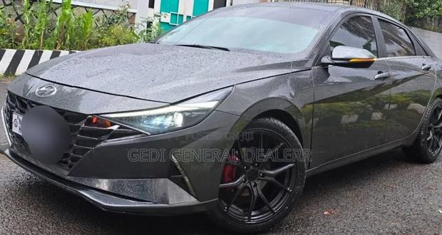 Hyundai Avante 2021 Gray