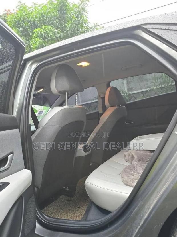 Hyundai Avante 2021 Gray