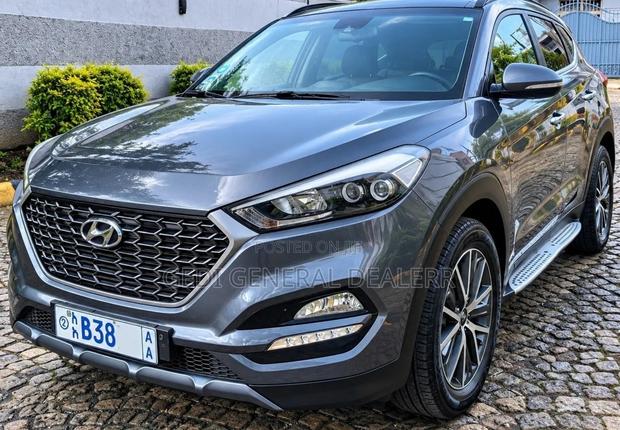 Hyundai Tucson 2017 Gray