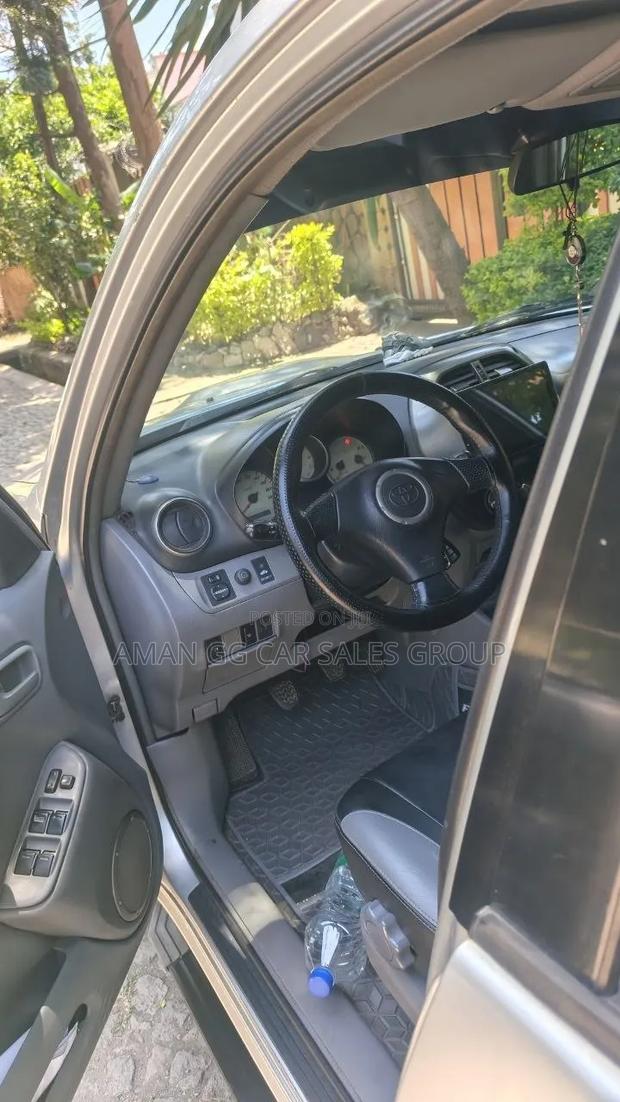 Toyota RAV4 2005 Silver