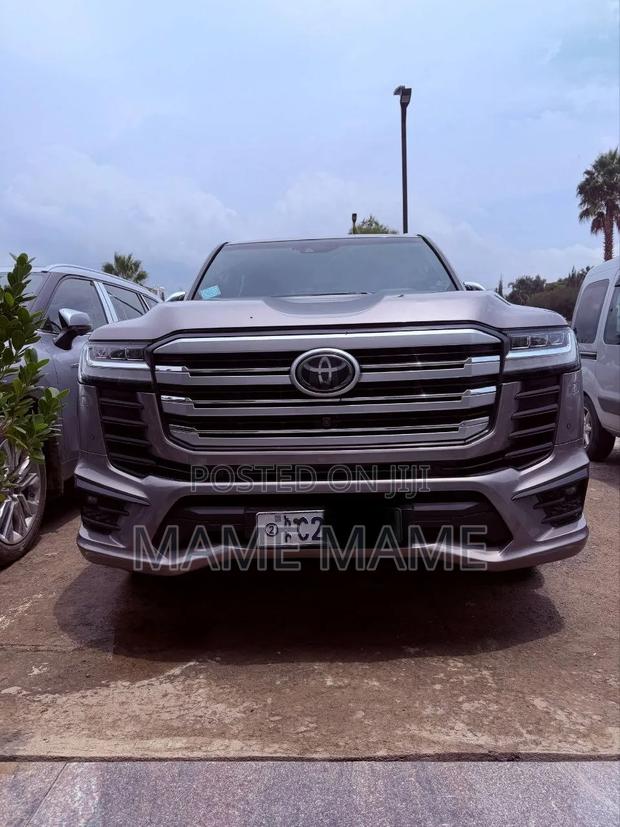 Toyota Land Cruiser 2022 Gray