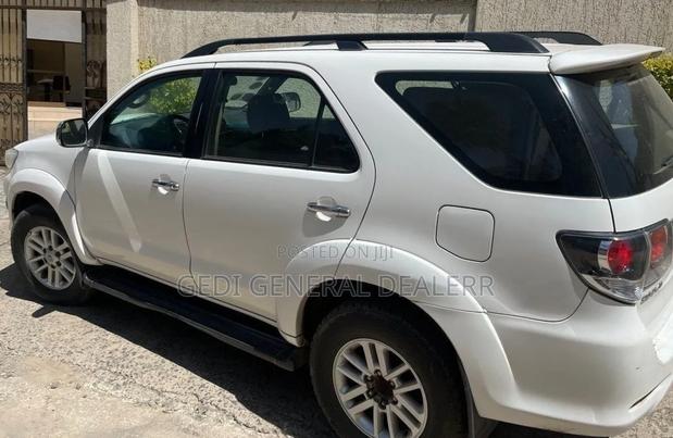Toyota Fortuner 2015 White