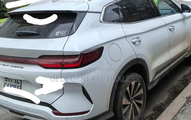 BYD Song Plus EV FWD 2024 Ivory