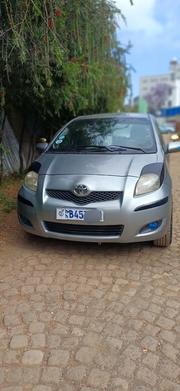 Toyota Yaris 2010 Silver for sale