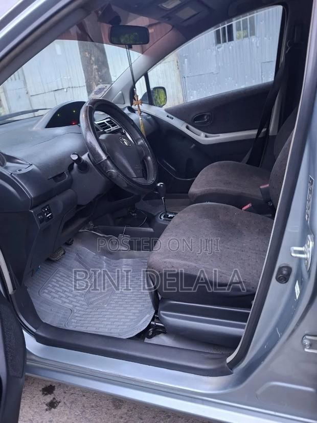 Toyota Yaris 1.0 VVT-i 2008 Silver