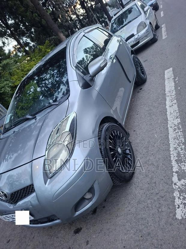Toyota Yaris 1.0 VVT-i 2008 Silver