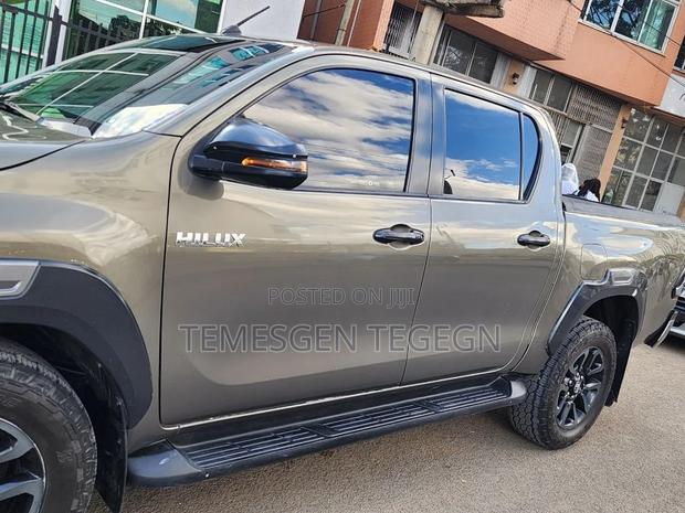 Toyota Hilux 2021