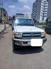 Toyota Land Cruiser 2010 Off white for sale