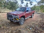 Toyota Hilux 2001 Burgundy for sale