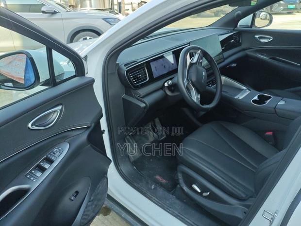 BYD Seal 600km AWD Intelligent Driving 2025 White