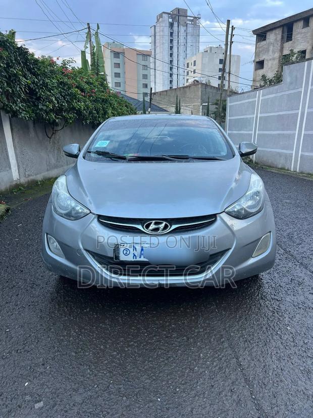 Hyundai Avante 2013 Silver