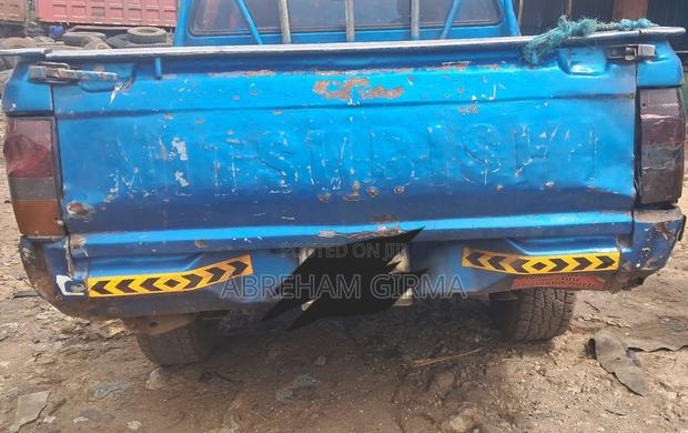 Mitsubishi L200 Double Cab 2.4 4WD 1999 Blue
