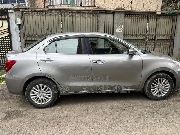 Suzuki Dzire 2022 Gray