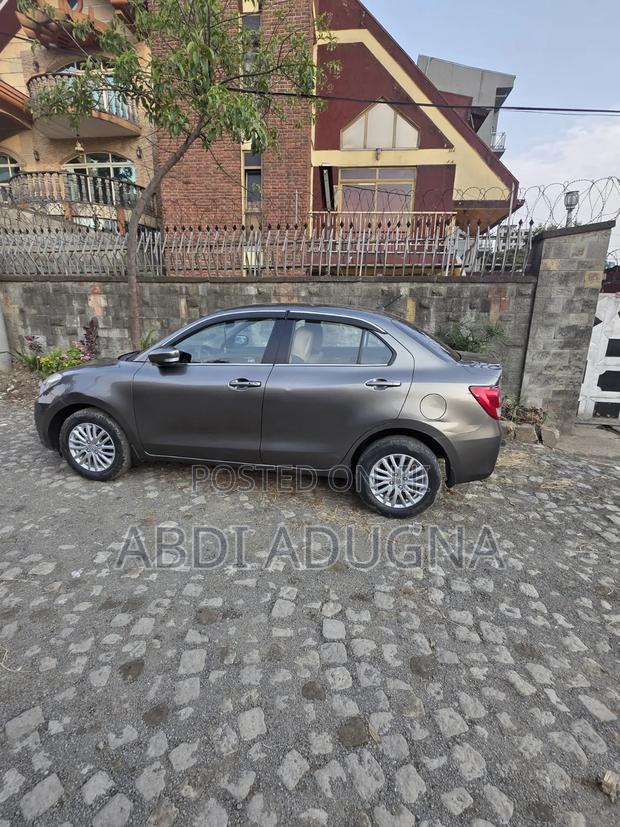 Suzuki Dzire 2022 Gray