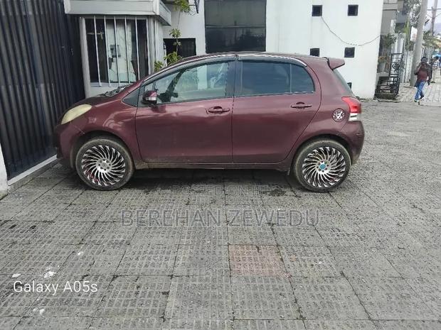 Toyota Yaris 2008 Red
