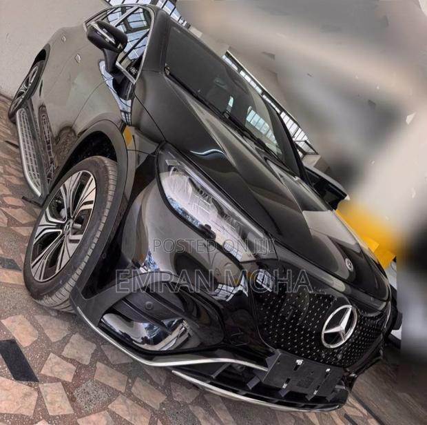 Mercedes-Benz EQE 2024 Black