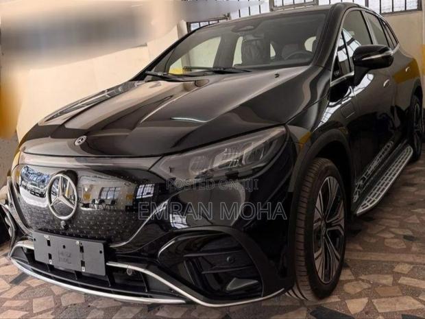 Mercedes-Benz EQE 2024 Black
