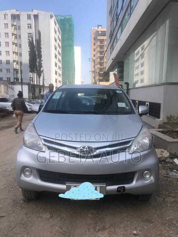 Toyota Avanza 2014 Silver