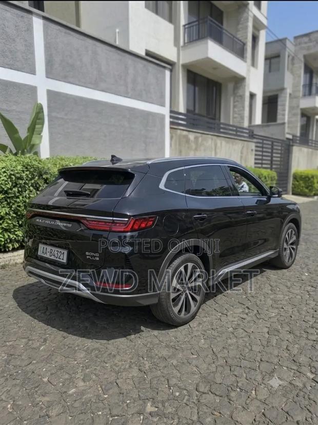New BYD Song Plus 2024 Black