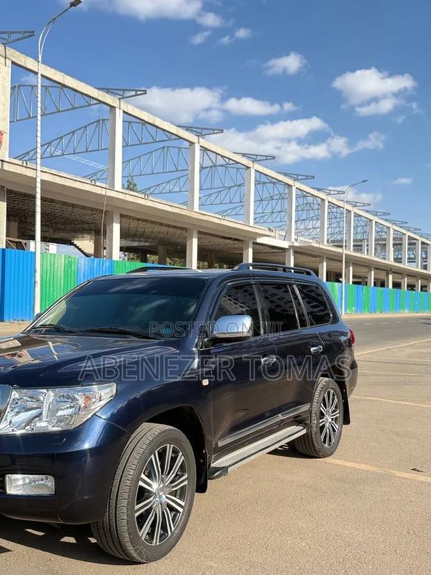 Toyota Land Cruiser 2009 Black