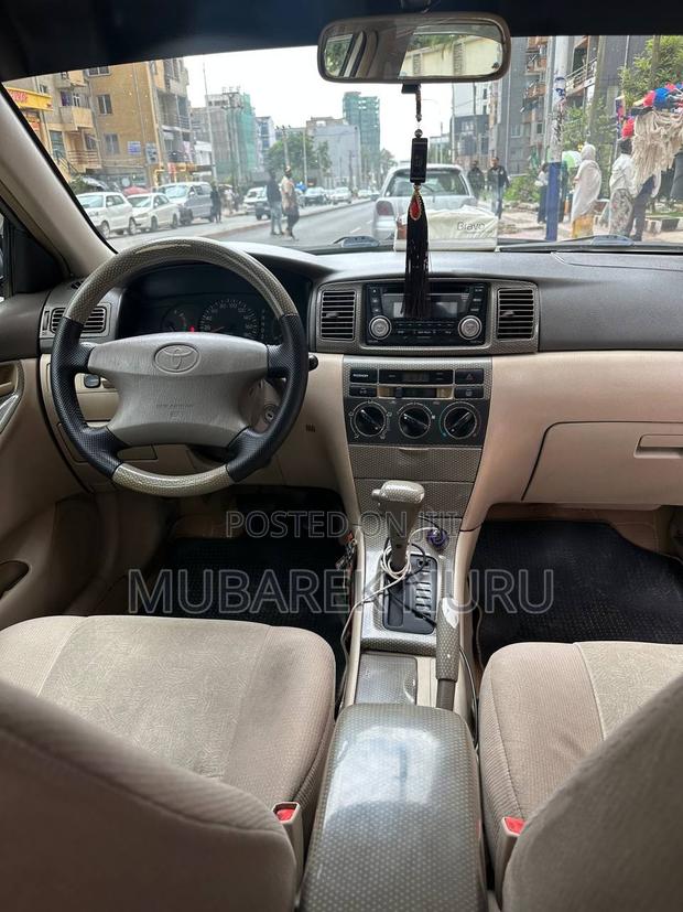 Toyota Corolla Sedan 2003 Gold