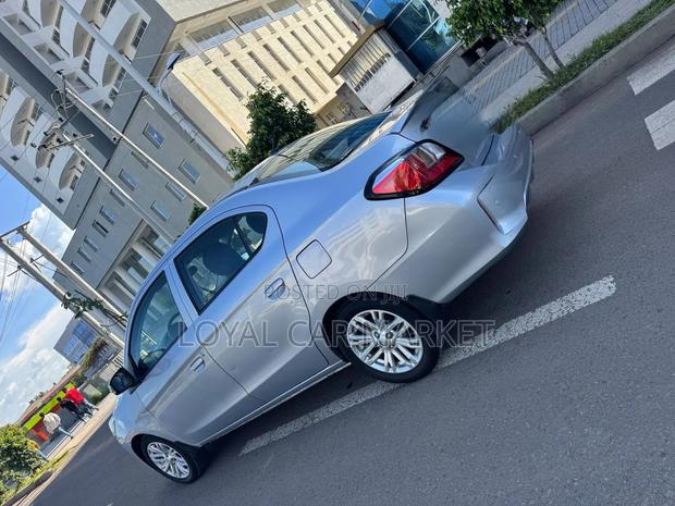 Mitsubishi Attrage 2022 Gray